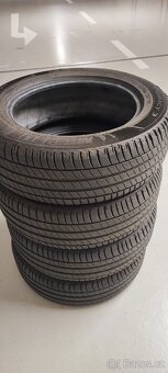 Jako nové 215/60/17 Michlin Primacy 3, DOT 2423 - 7
