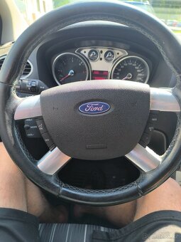 Ford Focus - 7