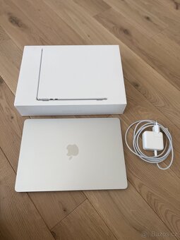 Apple Macbook Air M2, 256GB - 7