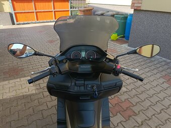Suzuki Burgman 400 - 7