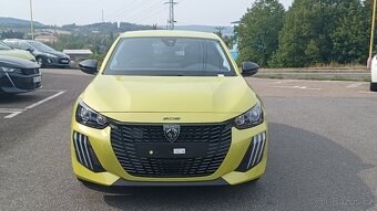 Peugeot 208 STYLE 1,2 Pure Tech 100k MAN6 - 7