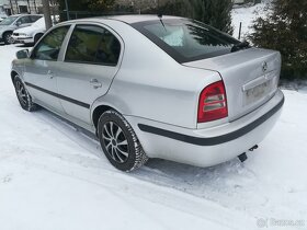 Škoda Octavia 1,6 díly - 7