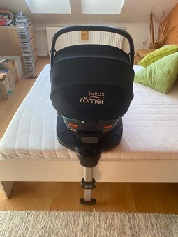 Britax RÖMER Baby safe I-size 3 + otočná báze - 7