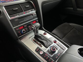 Audi Q7 3.0 TDI Quattro 7 Míst - CZ - - 7