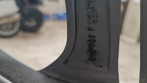 BMW X1 a X2 original sada alu kol letní pneu - 7