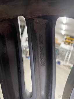 Disk z Ranger Rover Velar - 7