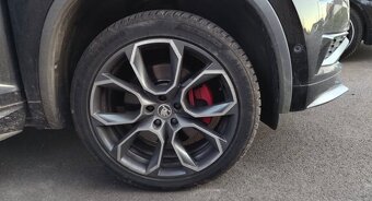 SKODA Kodiaq RS Bi-Turbo 7 miestne 2.0 tdi 240k 4x4 - 7