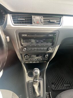 Prodám Škoda Rapid 1.4 TSI , DSG , bohatá výbava,ALU 17 KOLA - 7