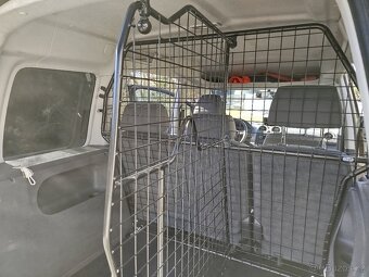 VW Caddy dělící mříž nákladového prostoru 2003-2015 - 7