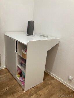 Dětská postýlka + přebalovací pult/komoda - 7