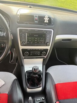 Škoda Octavia II RS 2.0 TDI 125 kW – 2010 FACELIFT – Bez úpr - 7