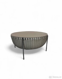 Luxusní designový odkládací stolek Cestlavie Poltrona Frau - 7