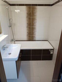 Pronájem bytu 3-kk - 7