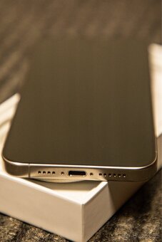 Apple Iphon 15 Pro Max - 256 Gb - Natural Titanium - 7