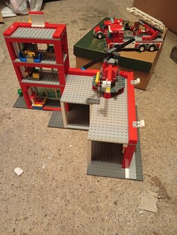 Lego hasičská zbrojnice - 7