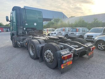 Prodáme tahač Volvo FH 12 420, 6x2, rok: 05/2000. - 7