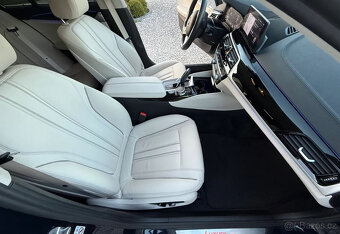 BMW Seria 5 520d G30 Luxury Line - 7