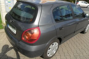 Niisan Almera 1.5i/72kW.r.2006, naj. 160.500 km - 7