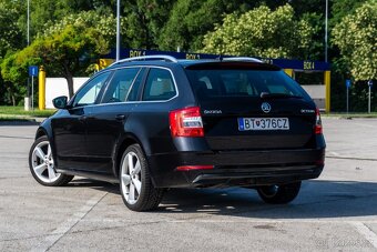 Škoda Octavia Combi 1.6 TDI 115k Ambition DSG EU6 Čierna - 7