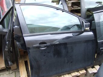Prodám dveře na Ford Focus Mk2 kombi - 7