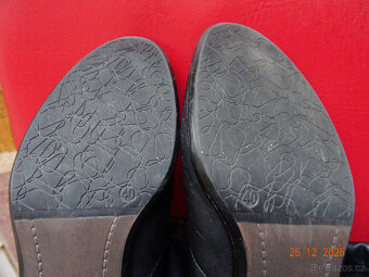 DÁMSKÉ VYSOKÉ BOTY „KOZAČKY“ - 7