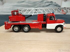 TATRA T148 autojeřáb hasičský vůz 1:43 Schuco - 7