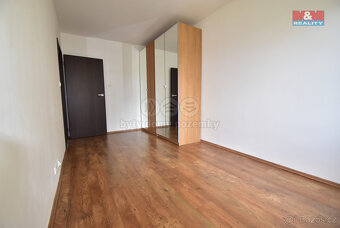 Pronájem bytu 3+kk, 64 m², Praha, ul. Vrútecká - 7