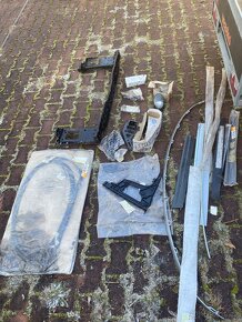 Narazníky, blatníky, dveře, plasty pod nárazník, držáky.. - 7