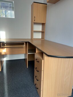 SET kancelářského nábytku - světlý dřevěný dekor - 7