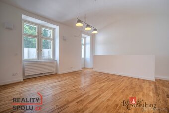 Převod dr. podílu, byty/2+kk, 71 m2, Jaromírova 487/4, Nusle - 7