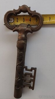 Vývrtka na víno. - 7