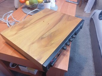 Zesilovač Tesla AZS 101 - 7