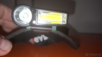 Nabíjecí ruční led svítilna - 7