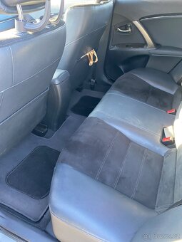 Toyota Avensis 2.0 D-4D 91 kw - 7