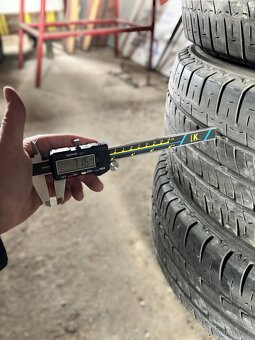 Letní pneu Michelin Agilis - 235/65/R16 C - 7