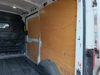 Ford Transit 2,2 92 KW - 7