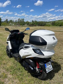 Peugeot Metropolis 400 - 7