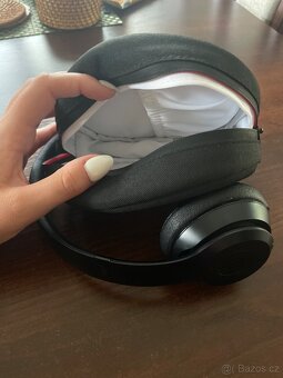 Beats Solo 4 - Wireless sluchátka on-ear - 7