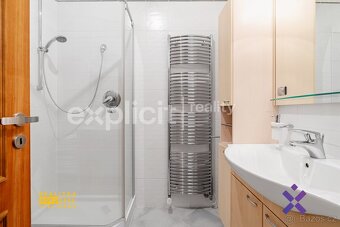 Pronájem byt 2+1 s parkováním, 66 m2 - Zlín, ev.č. 02330 - 7