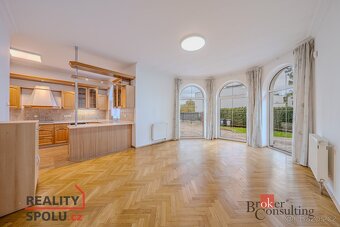 Pronájem, domy/vila, 369 m2, V Zahradách 590, 25241 Dolní Bř - 7