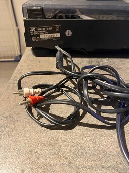 Gramofon JVC AL-A1 /Japan1987/
JVC AL-A1 - 7