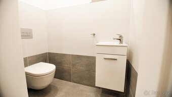 PRODEJ BYTU 3+KK 75m² S GARÁŽÍ - PRAHA 22 UHŘÍNĚVES - 7