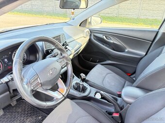 Hyundai i30 1.0 T-GDi | r. v. 2017 - 7