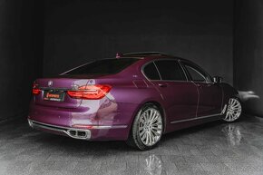 BMW M760iL-V12-B&W-Soft-HUD-LCD-NightV-1.m-R20 - 7