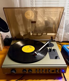 Gramofon Tesla NZC300 PO SERVISU - 7