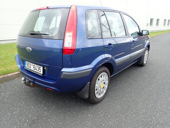 Ford Fusion - 7