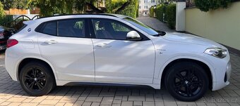 BMW X2 xDrive20d - model M sport - pohon 4x4- bílá - 7