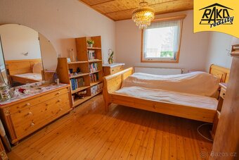 Prodej pěkného rodinného domu ve Smiřicích - 7