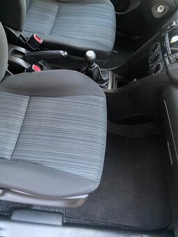 Suzuki Swift 1.2 i 66 kW r.v.2016 - 7