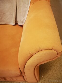 Pomerančový gauč na prodej - 7